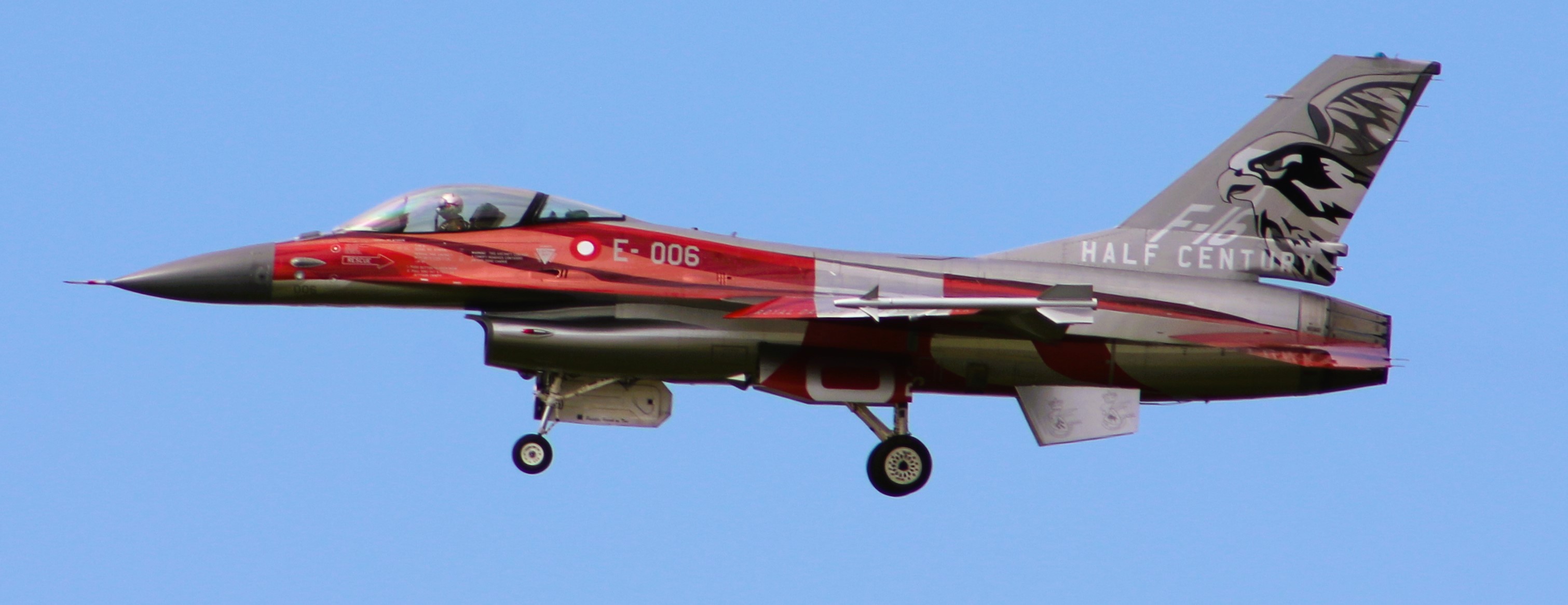 Dansk F-16