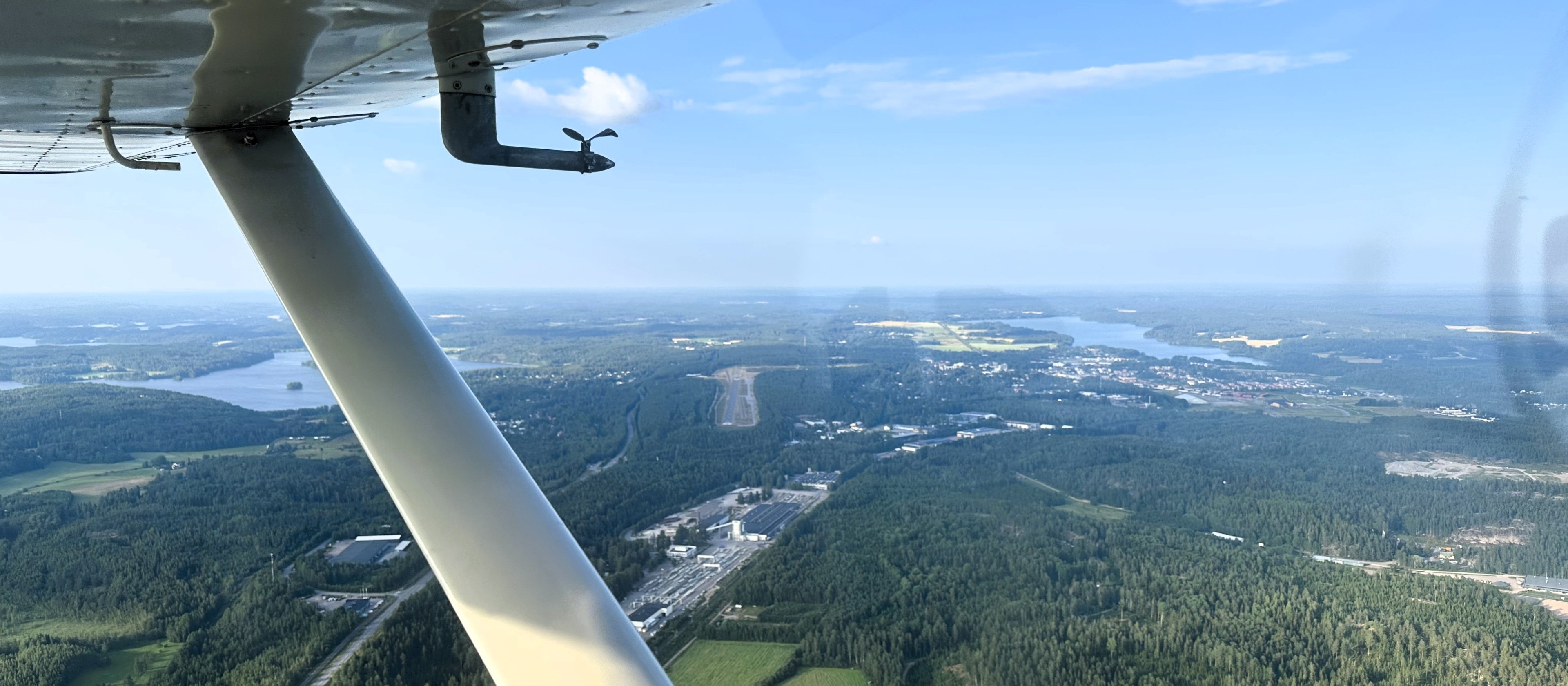 Passing Nummela to join downwind